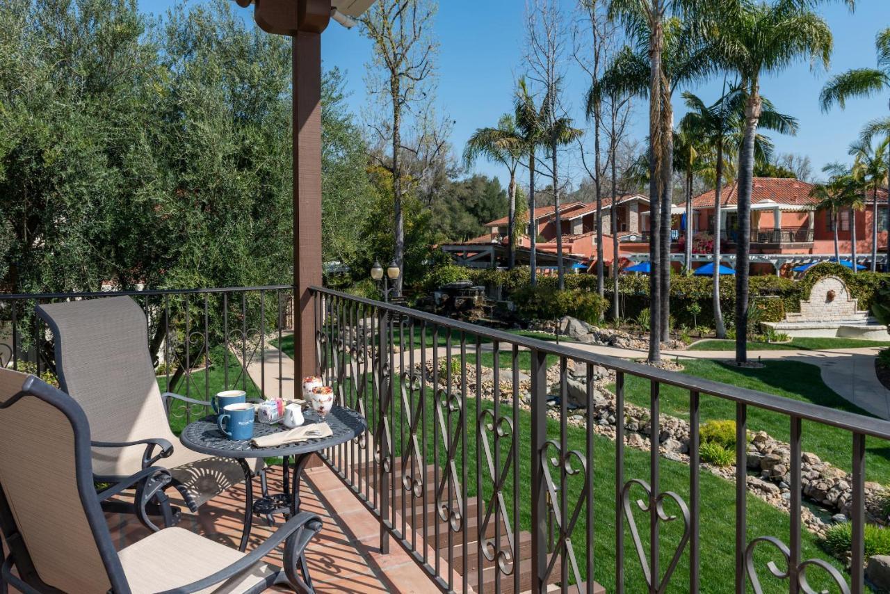 Westlake Village Inn Ngoại thất bức ảnh
