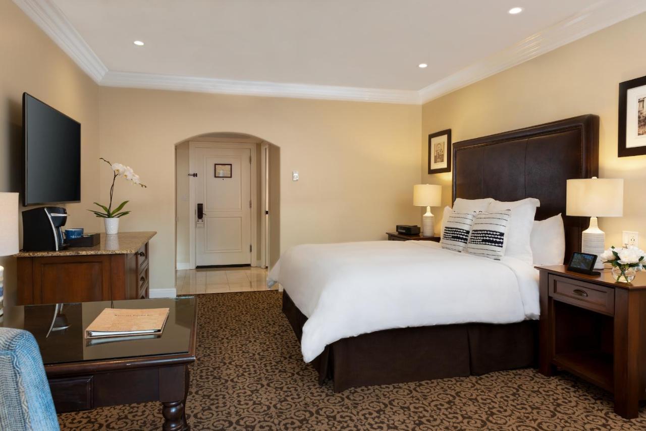 Westlake Village Inn Ngoại thất bức ảnh